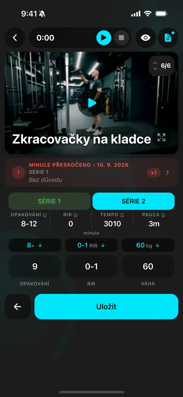 Cvik v aplikaci OK Coaching: video, předepsané série a zápis váhy